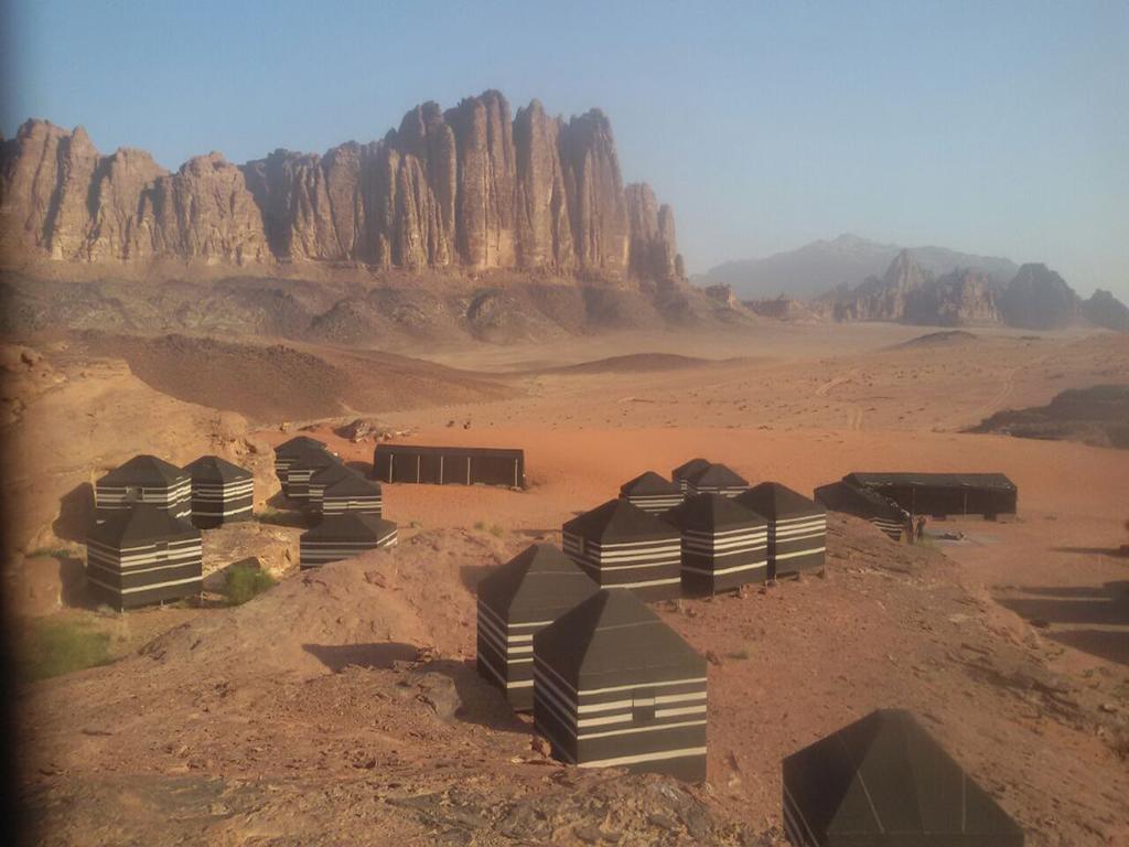 Wadi Rum Quiet Village Camp Eksteriør bilde