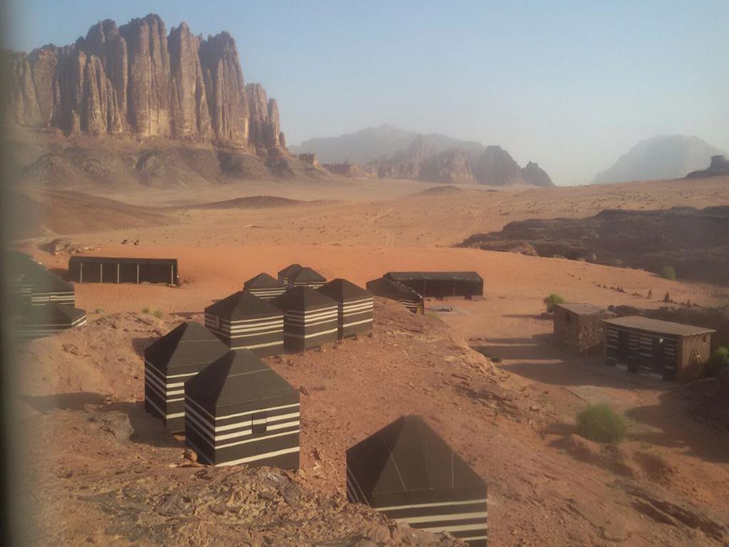 Wadi Rum Quiet Village Camp Eksteriør bilde