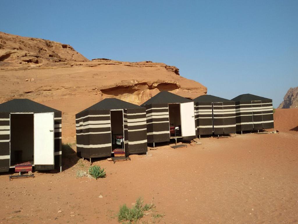 Wadi Rum Quiet Village Camp Eksteriør bilde